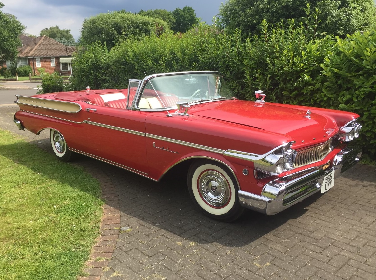 Mercury Turnpike Cruiser